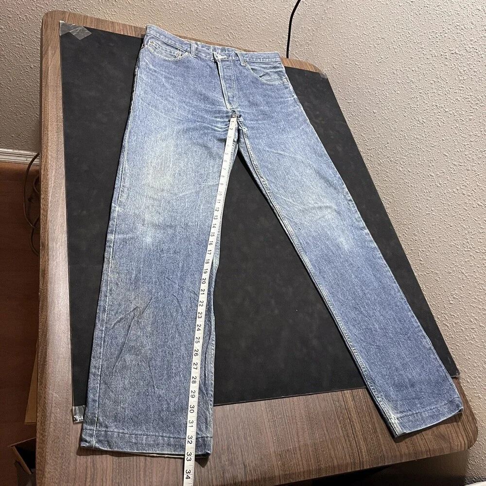 Levi's 501XX USA Made Vintage Jeans 32x32 Dark Wash Whisker Denim Indigo Levis